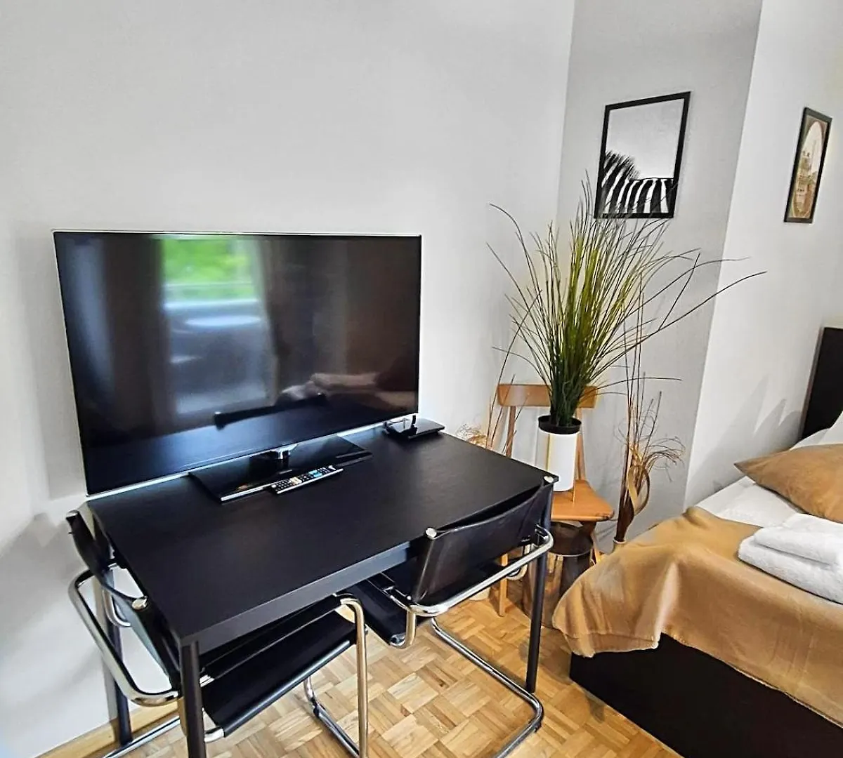 Baseliving Apartment 4- Art Basel - Bahnhof Sbb سويسرا