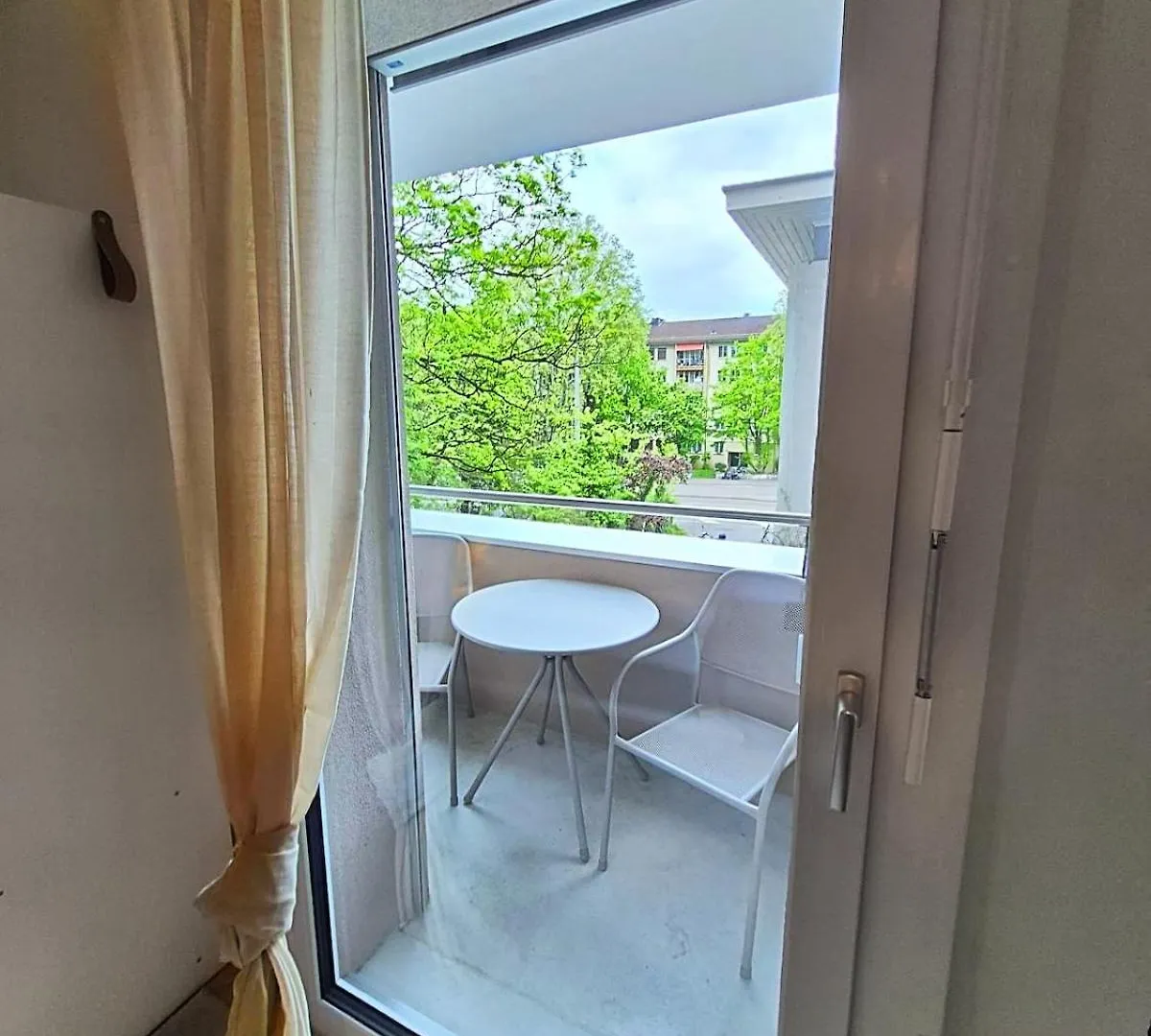 Baseliving Apartment 4- Art Basel - Bahnhof Sbb